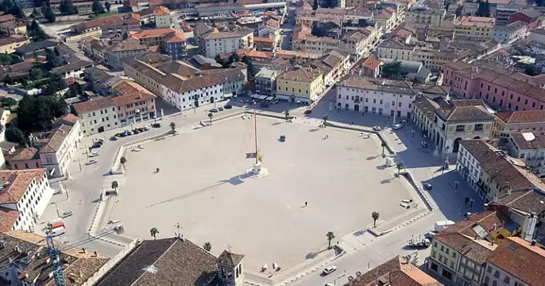 Palmanova, una magnífica ciudad fortaleza italiana