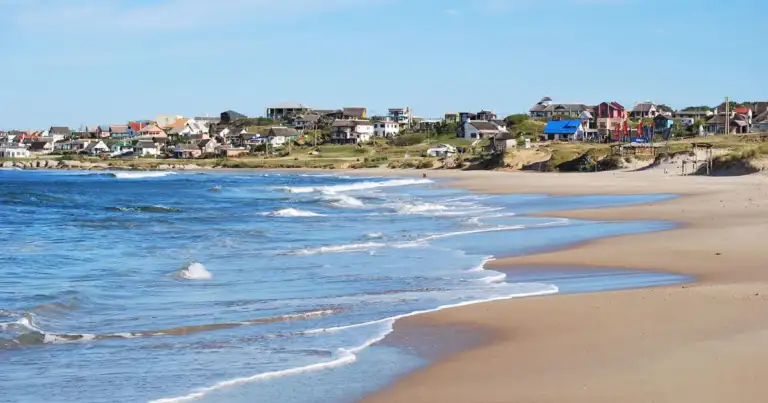 cuanto sale vacacionar en uruguay