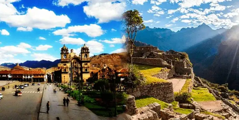 Cusco con iglesias coloniales, plazas y montañas nevadas al fondo