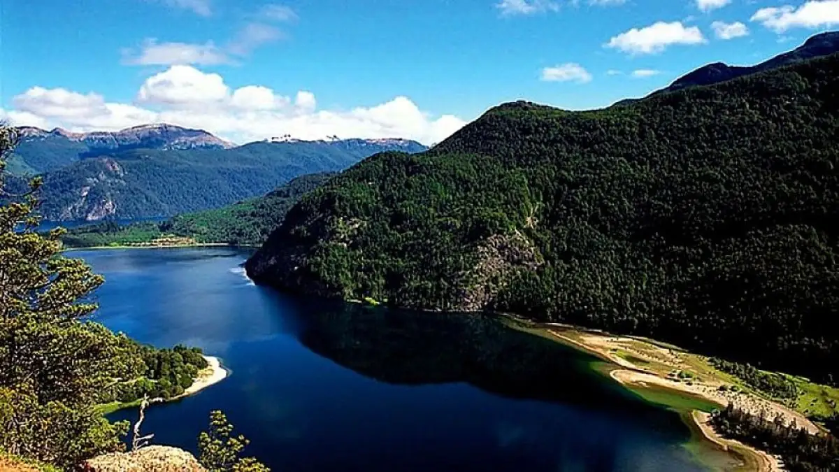 lago escondido camino de los 7 lagos
