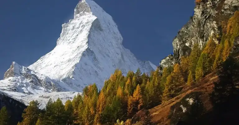 Matterhorn en los Alpes suizos