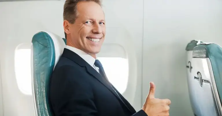 Cómo seleccionar el mejor asiento en un avión: un piloto da algunos tips