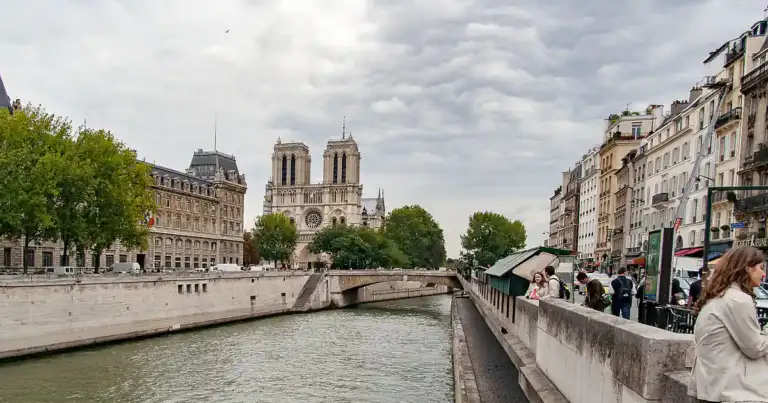 fin de semana bohemio en París