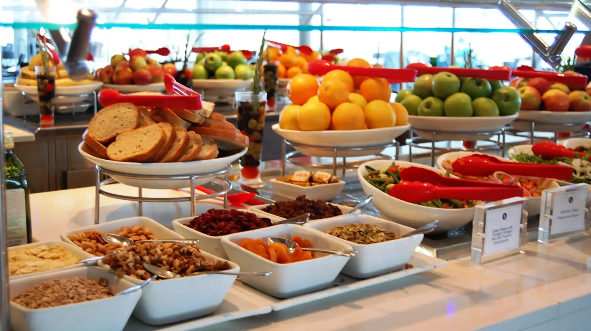 Comida en un Crucero transatlántico Comida en un Crucero transatlántico