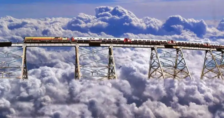 tren a las nubes, puente altisimo por dnde pasa el tren metido entre las nubes