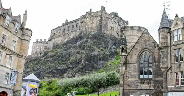Joyas y fantasmas en el Castillo de Edimburgo