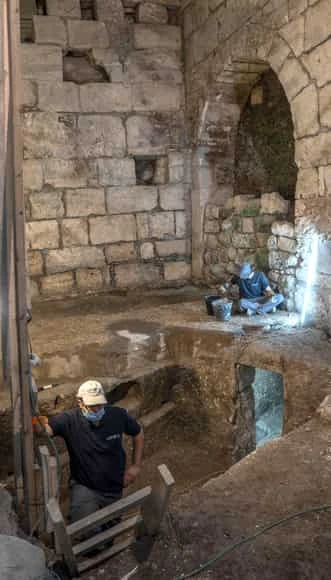 Interior del Muro de los Lamentos