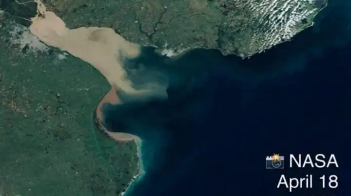 La NASA compartió una foto de Buenos Aires tomada desde el espacio