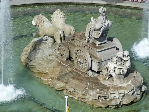Cibeles desde lejos