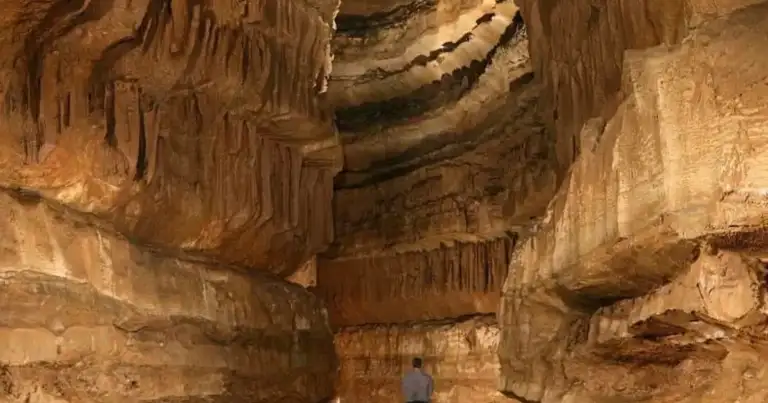 Nuevo hallazgo en el sistema de cuevas más largo del mundo