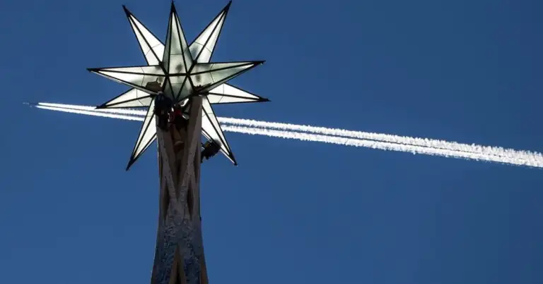 estrella sagrada familia