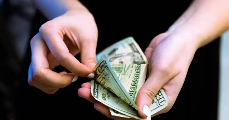 qué pasa en argentina con el dolar tarjeta