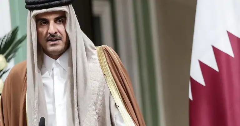 cómo es el gobierno de qatar