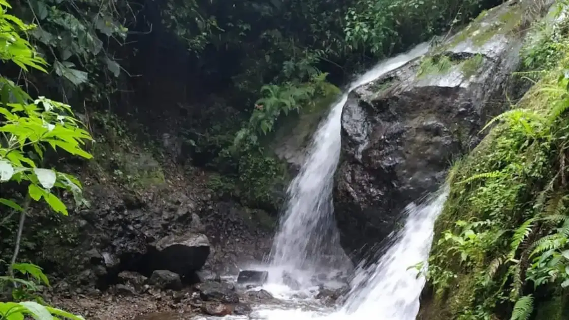 ruta escondida quito