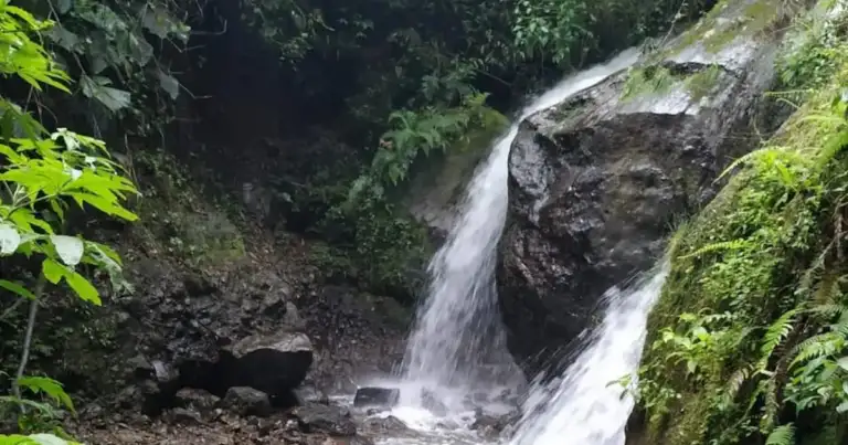 ruta escondida quito