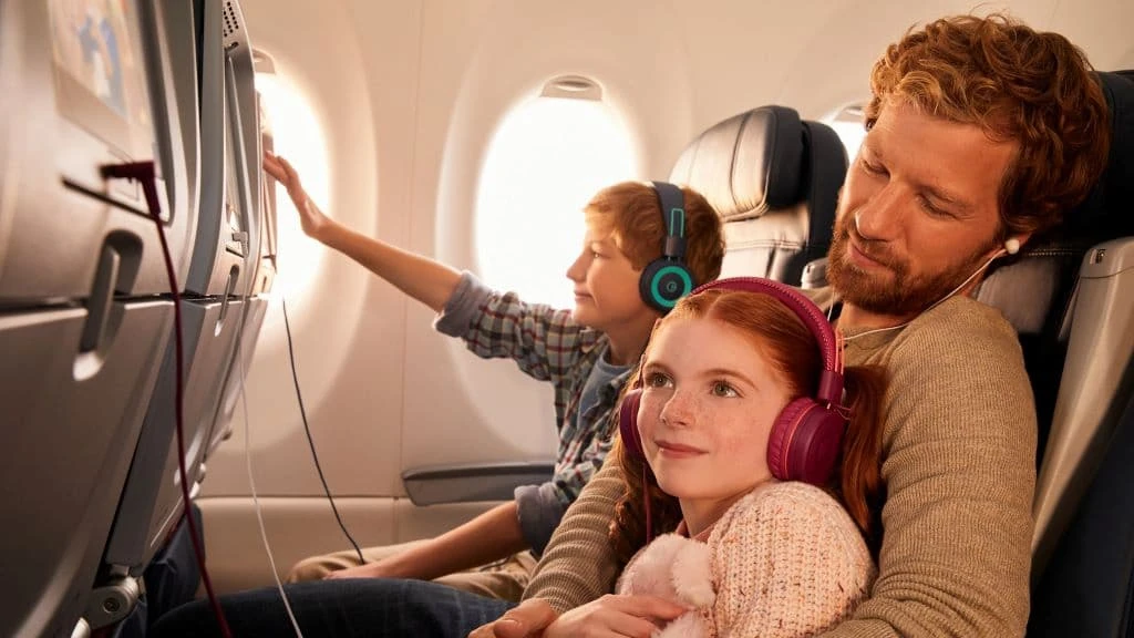 viajar en avion con niños
