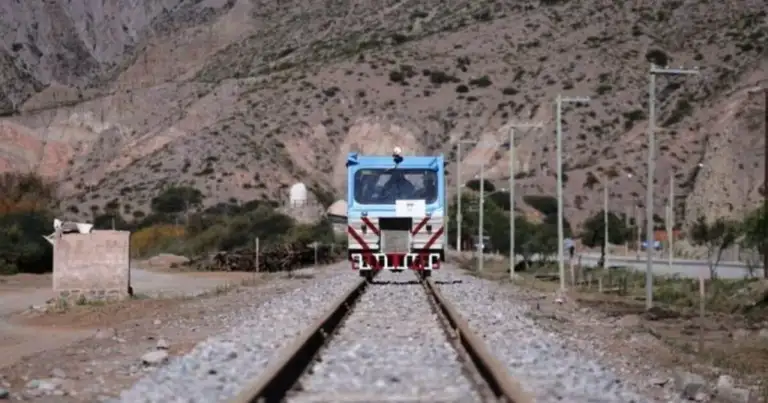 tren turistico a humahuaca