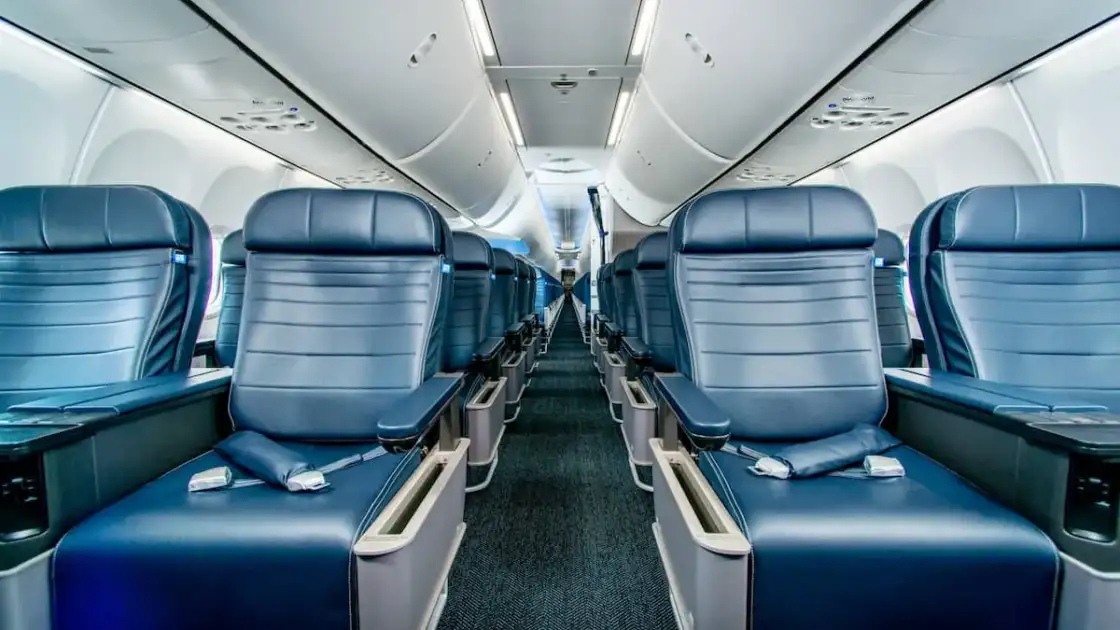 United presentó su nueva primera clase para viajes cortos