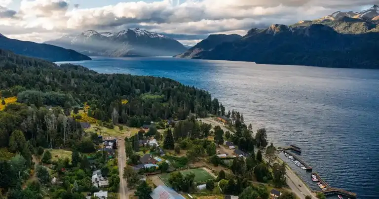 Qué hacer en Villa Traful: maravilloso pueblo entre lagos y bosques cordilleranos