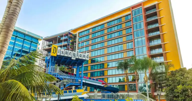 Hoteles cerca de Disney California: inauguran The Villas en Disneyland