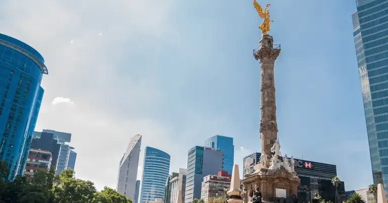 cuánto cuesta un boleto de avion a Mexico