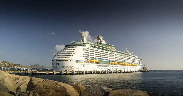 cruceros saliendo de mexico