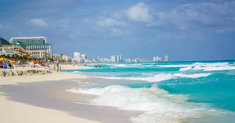 hoteles con parque acuatico en cancun