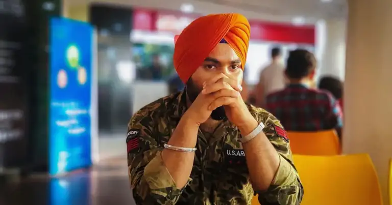 por que los hombres usan turbante en la india