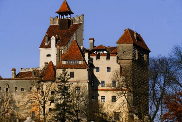 Vista exterior del Castillo de Bran en Transilvania, Rumania